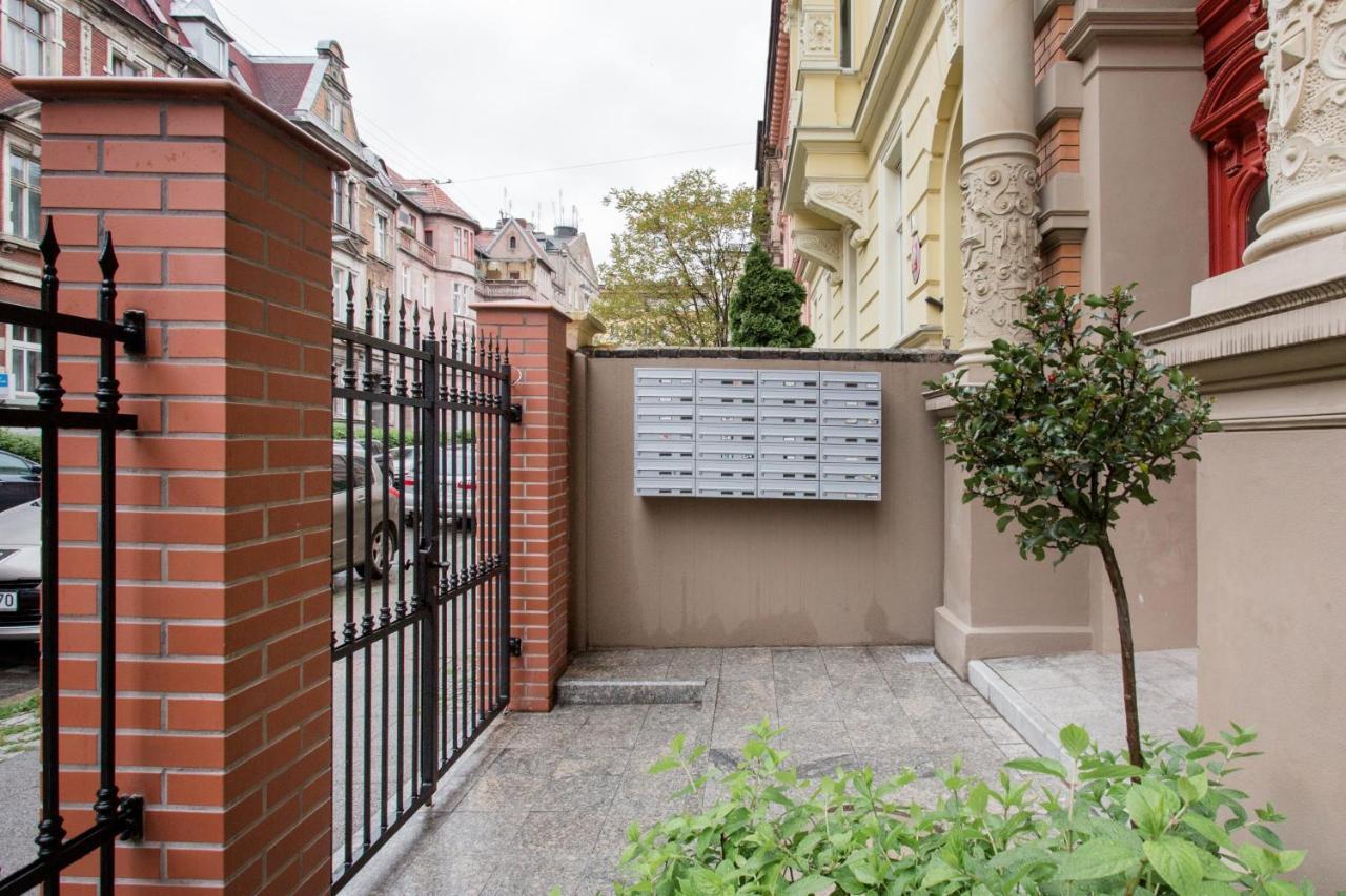 Luksusowy Apartament Hercena7 W Sercu Miasta Вроцлав Екстер'єр фото